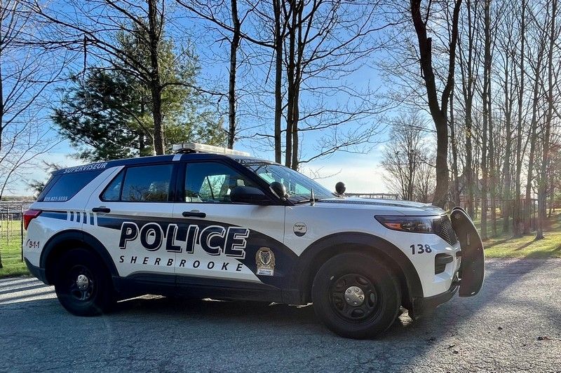 Comportements dangereux : la police de Sherbrooke intensifie ses interventions